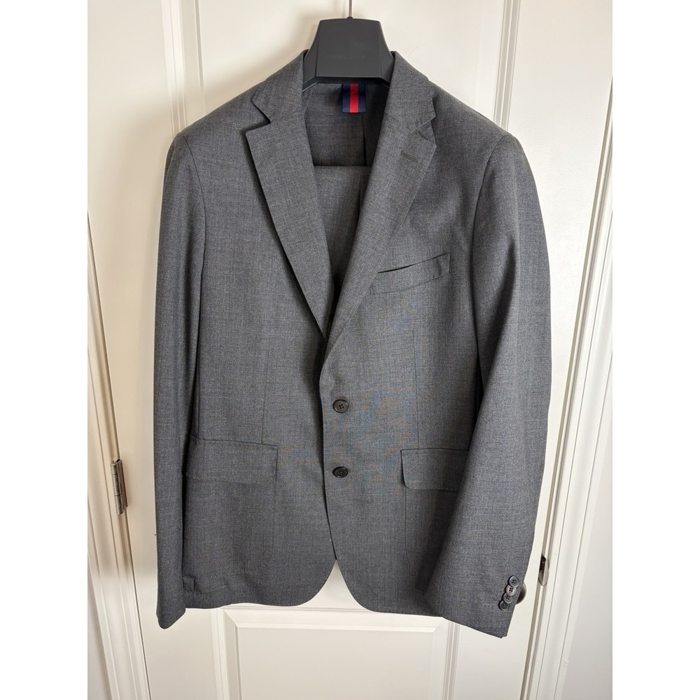 Cremieux Men's Gray Super 100% Wool 2-Pice Suit Jacket/Pants 2Button Notch Lapel